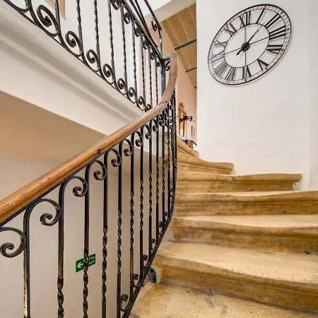 Semesterbostad Josette With Pool Table And Garden By Haven And Keys Malta *