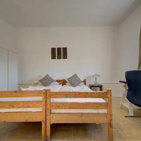 Semesterbostad Josette With Pool Table And Garden By Haven And Keys Malta