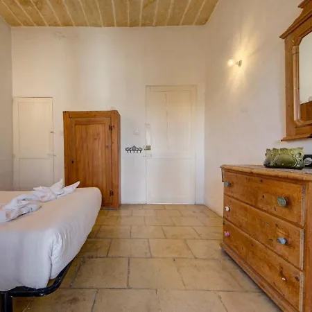 Josette With Pool Table And Garden By Haven And Keys Malta Semesterbostad