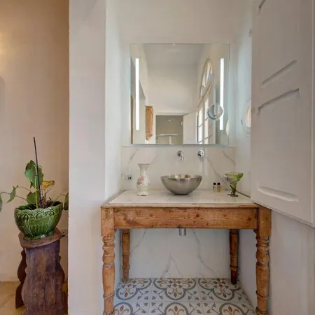 Josette With Pool Table And Garden By Haven And Keys Malta * St. Julian's