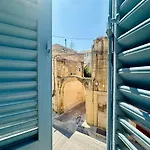 Josette With Pool Table And Garden By Haven And Keys Malta Casa de Férias *
