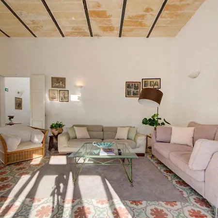 Josette With Pool Table And Garden By Haven And Keys Malta *