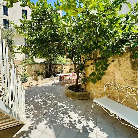 Josette With Pool Table And Garden By Haven And Keys Malta *