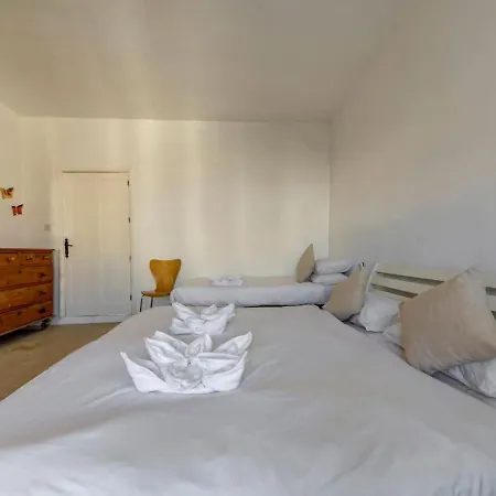 Josette With Pool Table And Garden By Haven And Keys Malta