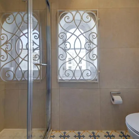 بيت للعطل Josette With Pool Table And Garden By Haven And Keys Malta *